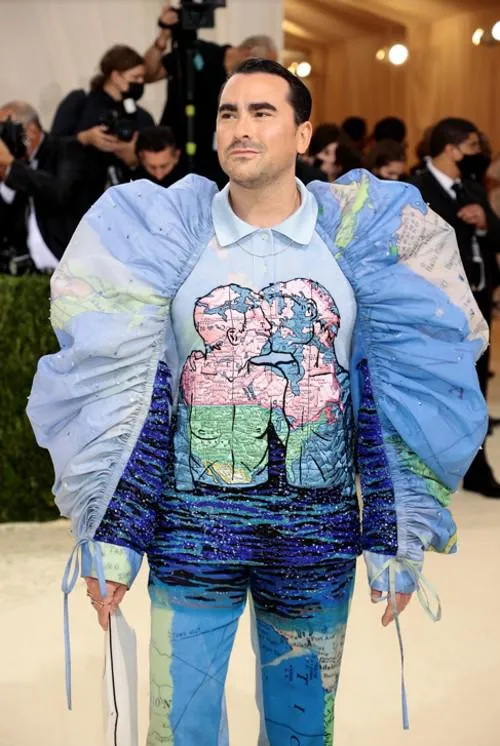 Dan Levy at the Met Gala