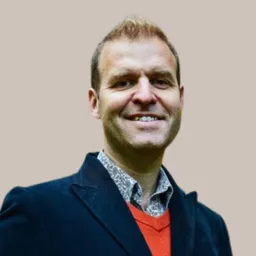 Headshot of Sonny Masero