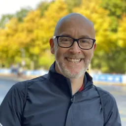 Headshot of Tony Mabey